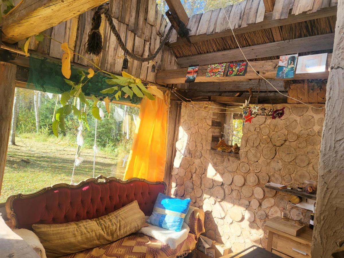 Baltas Raganinas Pirts Vila Sabile Exterior foto